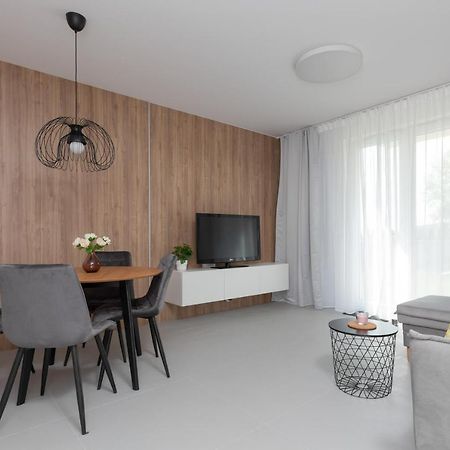 Nowe Bemowo Apartment By Renters Varsóvia Exterior foto
