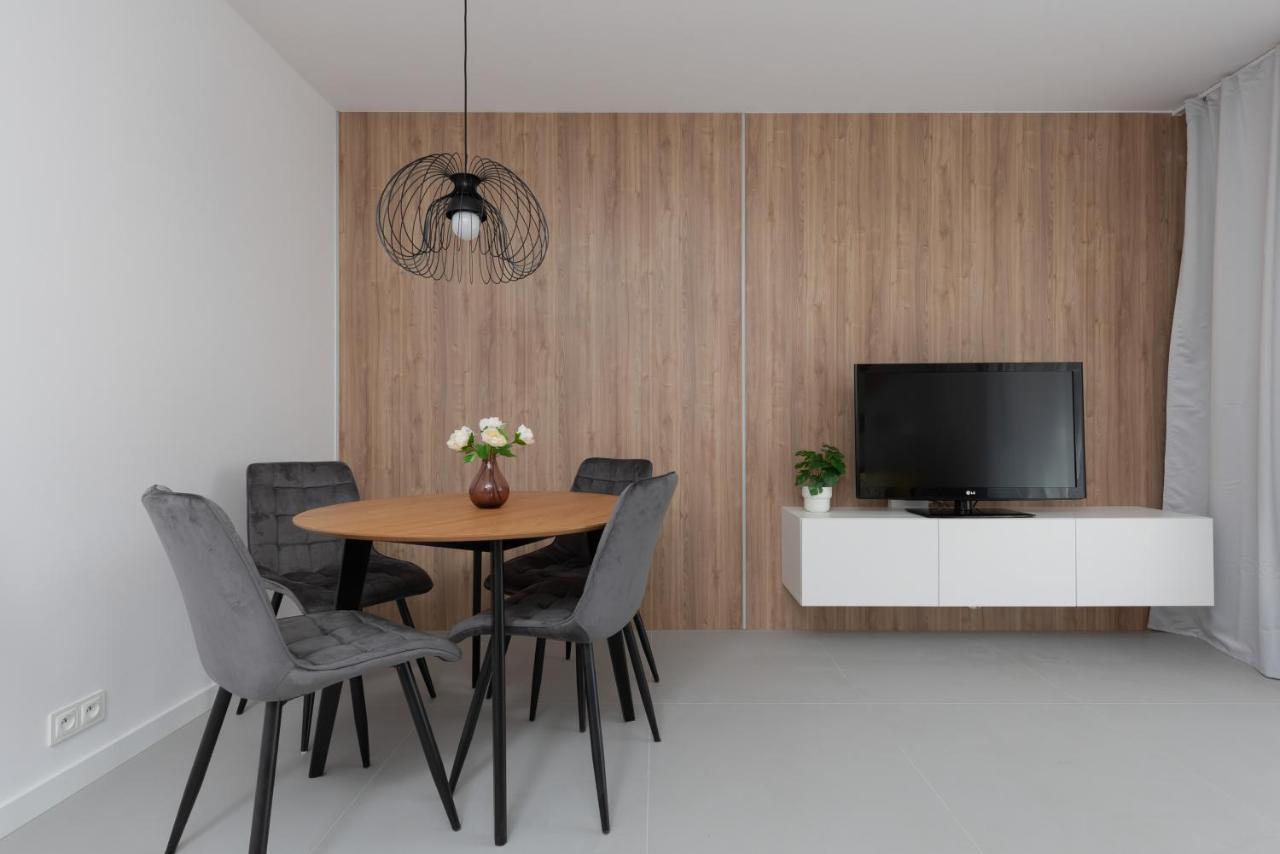 Nowe Bemowo Apartment By Renters Varsóvia Exterior foto
