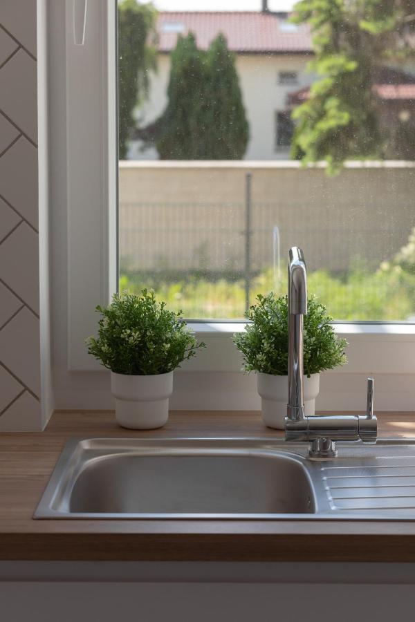 Nowe Bemowo Apartment By Renters Varsóvia Exterior foto